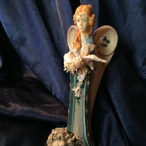 CERAMIC ANGELS WITH YOUR DREAM ANGEL LION & DOVES